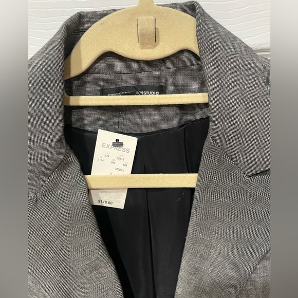 Grey fitted blazer Express new With Tags - Picture 2 of 3